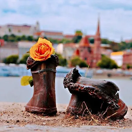 New, Raday Danube Unit * 布达佩斯