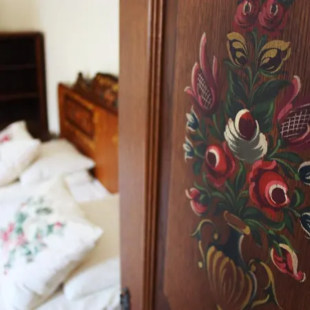 New, Raday Danube Unit بودابست